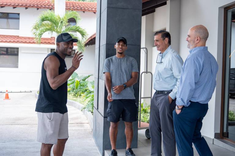Honduras com visita especial e a triste foto de Edwin no último treino