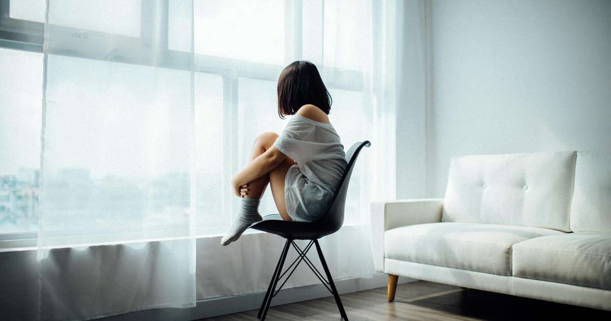 Quando sentir tristeza passa a ser um sinal de alerta? Psiquiatra cita dificuldade para reconhecer sentimento
