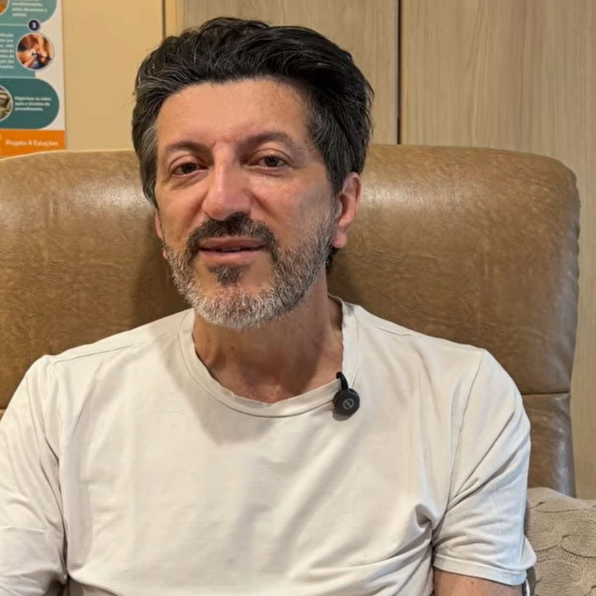 Medicamento que será usado por Lito chega ao Brasil e é levado para hospital em operação especial