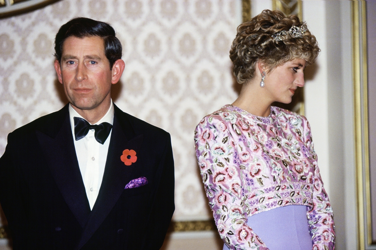 Confira 4 acusações do irmão da princesa Diana ao rei Charles em livro