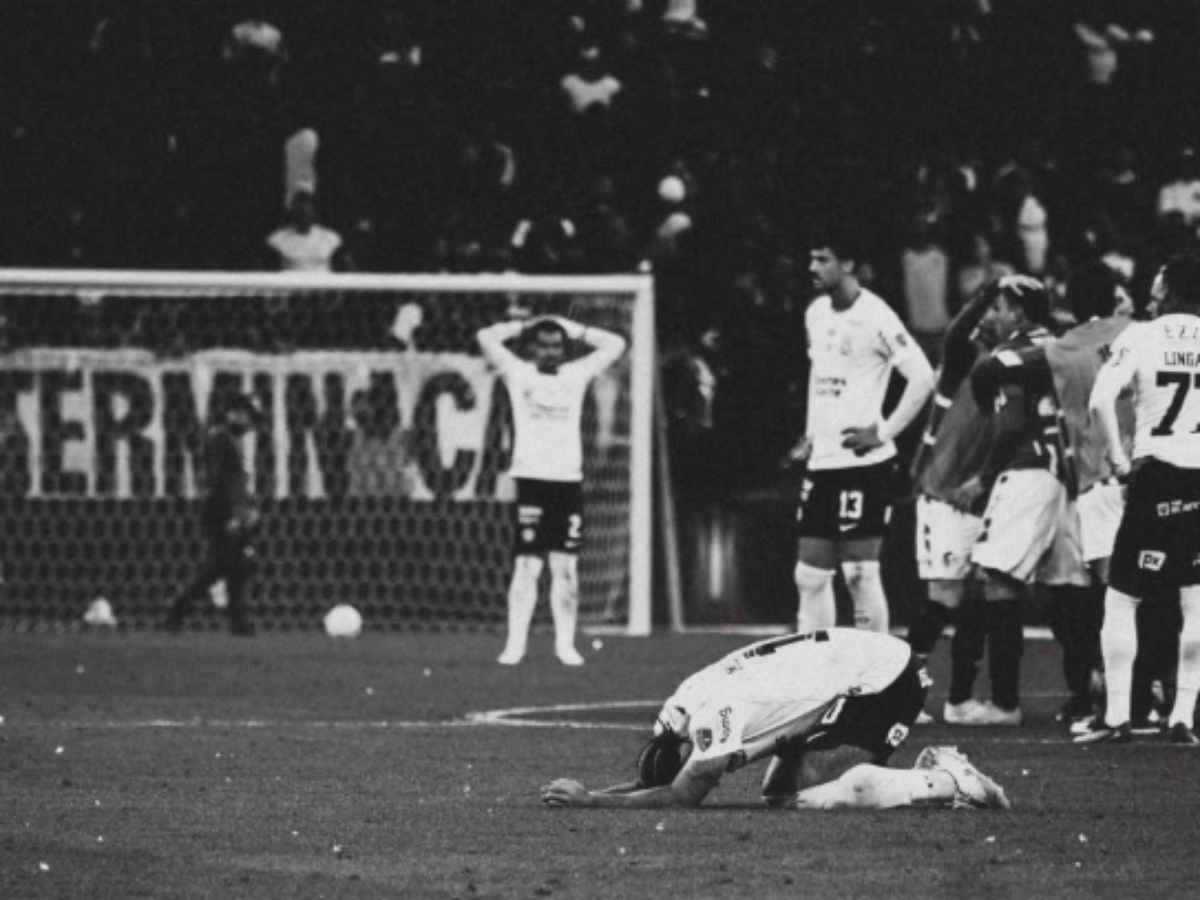 Memphis fala pela 1ª vez após pênalti perdido e pede desculpas à torcida do Corinthians: 'Coração partido'