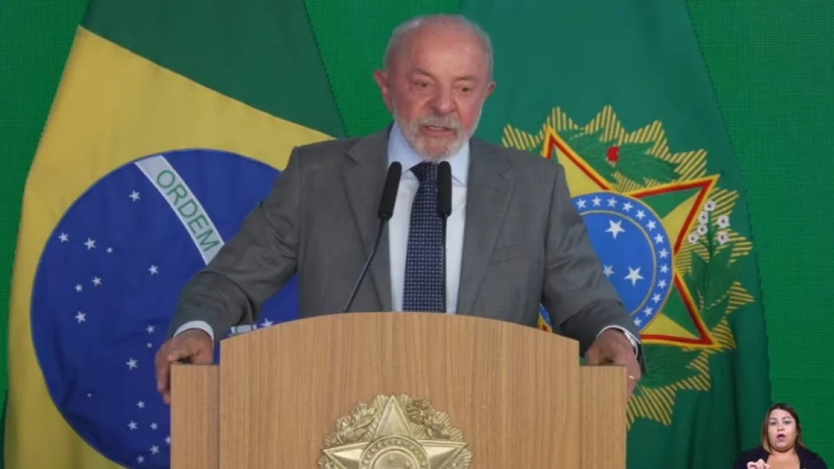 Lula diz que bets induzem "inocentes ao vicio" e promete anúncio de medida