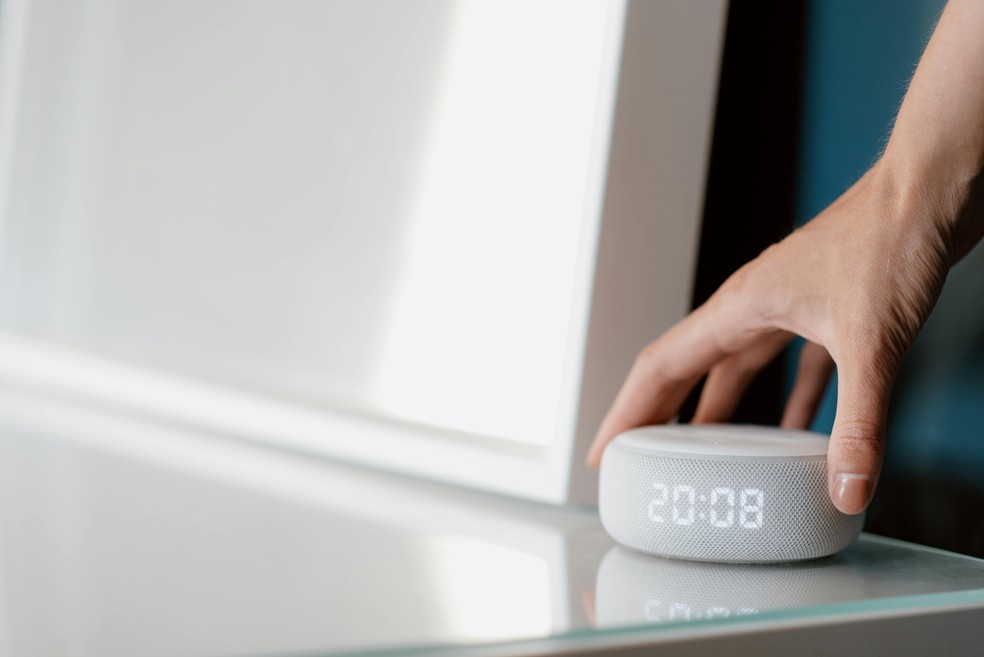 6 funções da Alexa que ajudam a economizar energia em casa