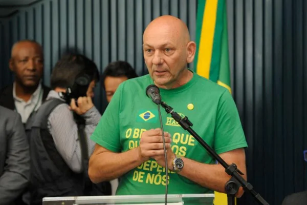 MPT processa Havan e Hang por assédio eleitoral e pede R$ 30 milhões