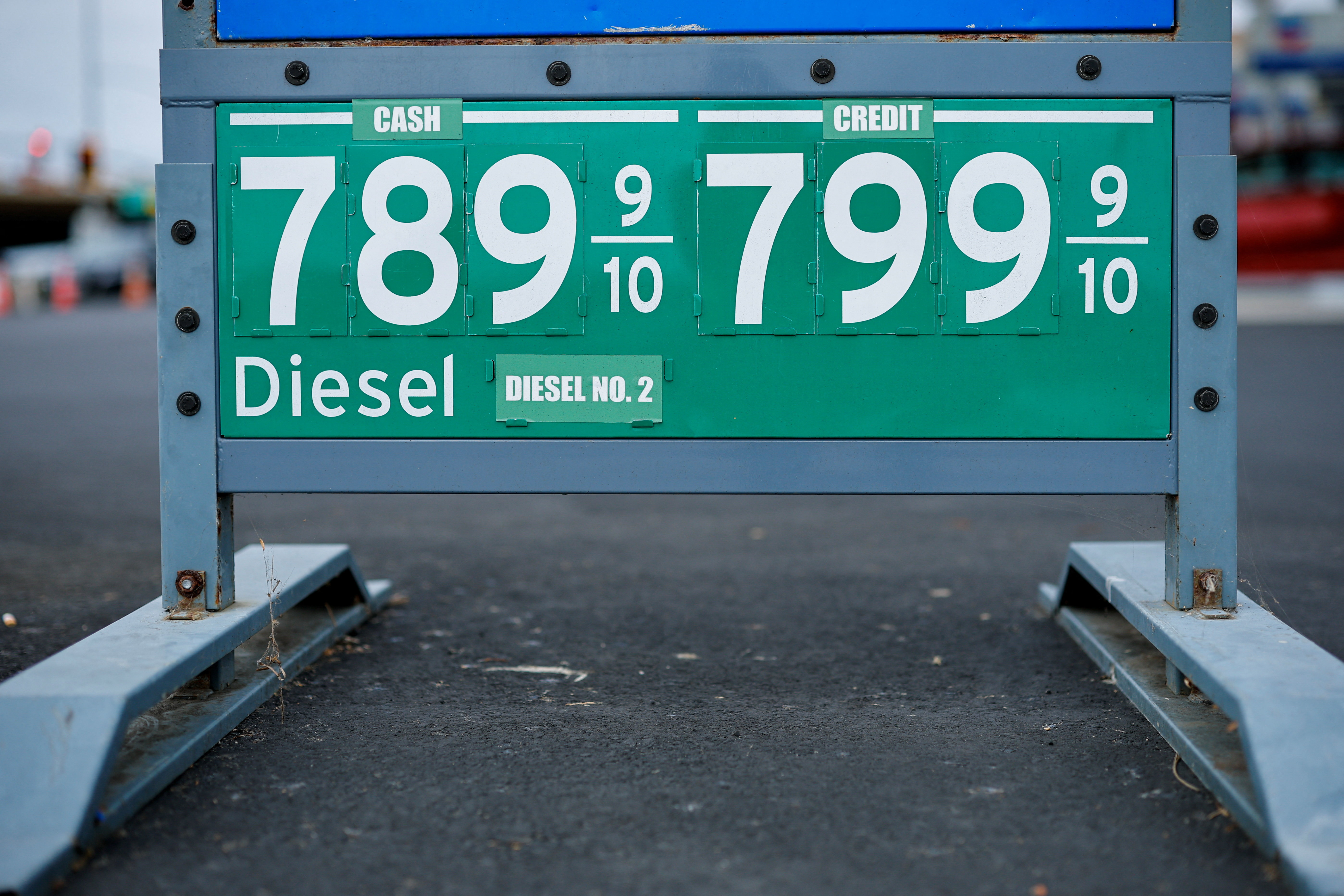 A proibição de exportação de diesel apoiada por Trump poderia resultar em 'consequências não intencionais', alertam especialistas.