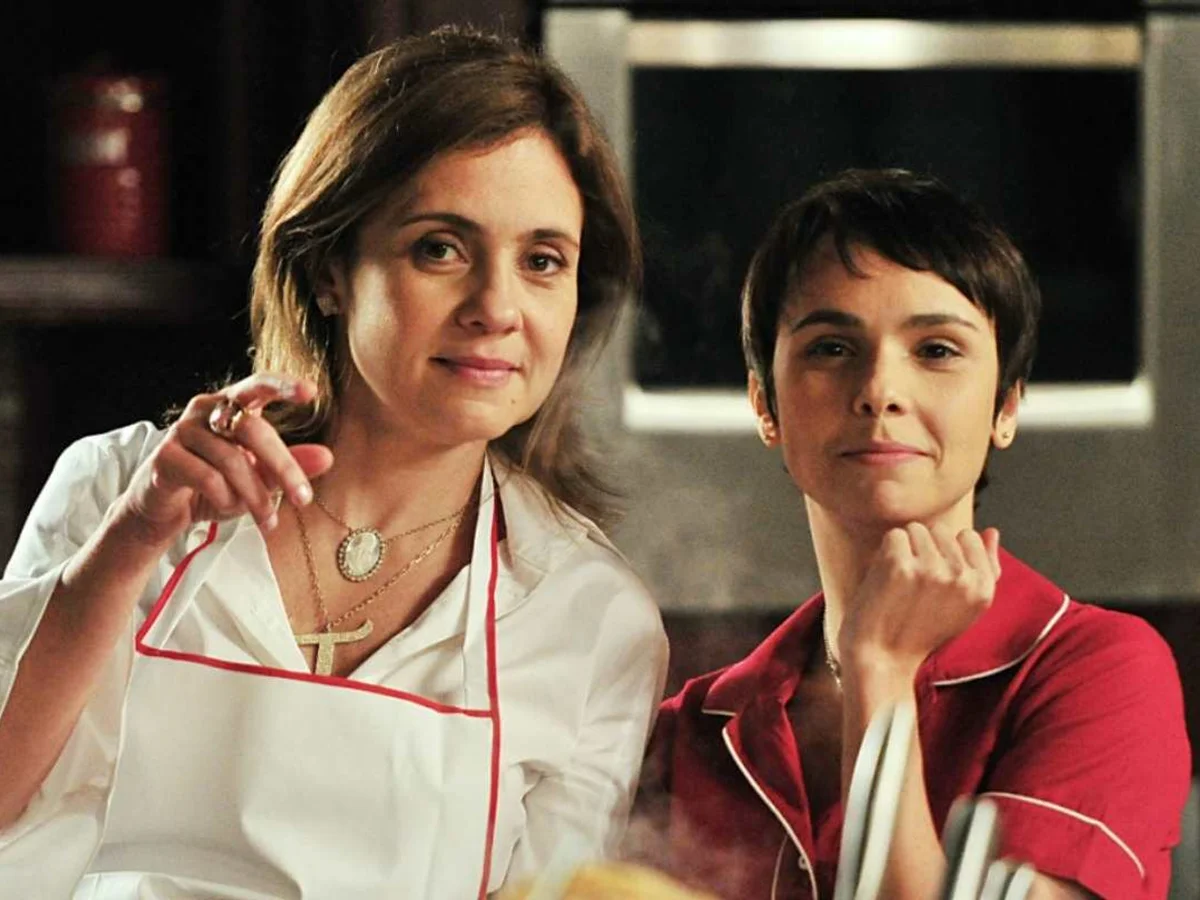 Débora Falabella revela quando elenco fechou contrato para Avenida Brasil 2