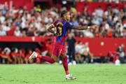 Raphinha deu show contra o Sevilla