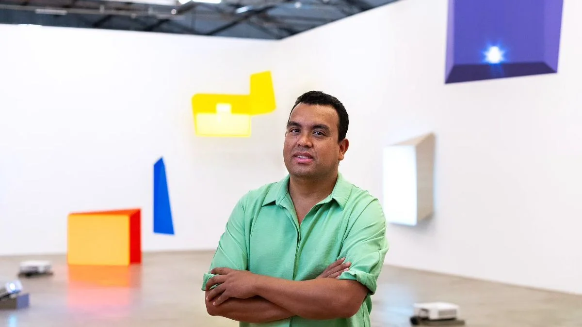 Artista plástico Rodrigo Cass morre afogado aos 43 anos