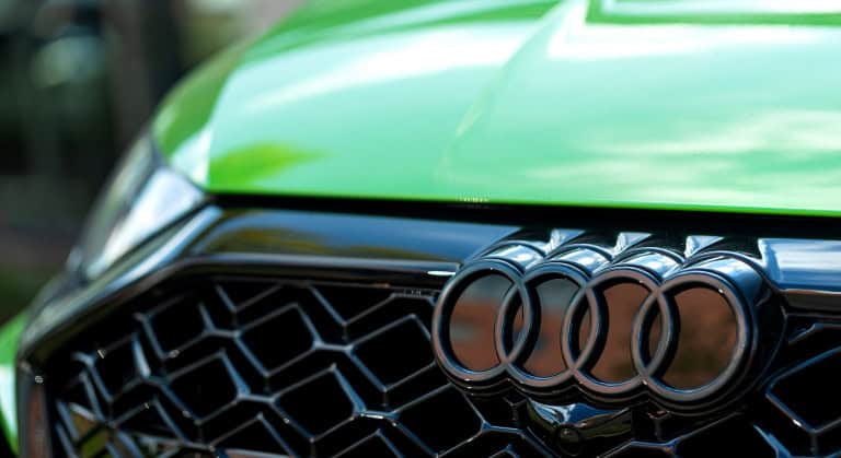 Volkswagen e Audi fazem recall global de quase três milhões de carros por risco na direção