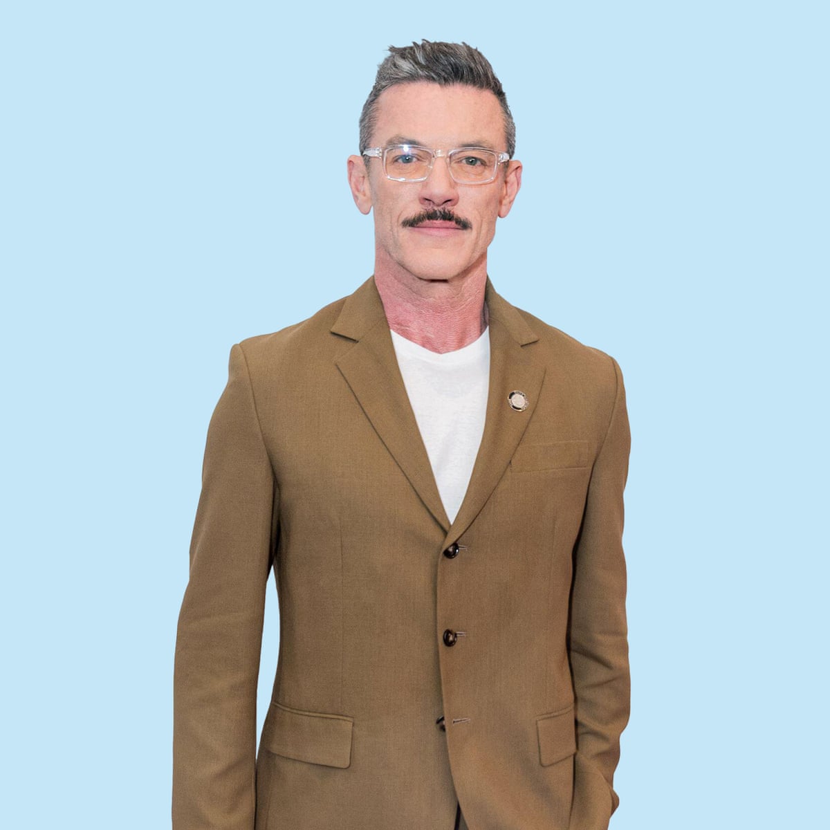 Luke Evans: 'Quando criança, eu estava apaixonado por Harrison Ford como Indiana Jones'