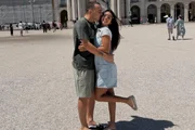 João Gomes dá beijo em Ary Mirelle