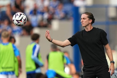 Após saídas frustrantes no Brasil, filho de Ancelotti e Filipe Luís lideram Francês diante do PSG