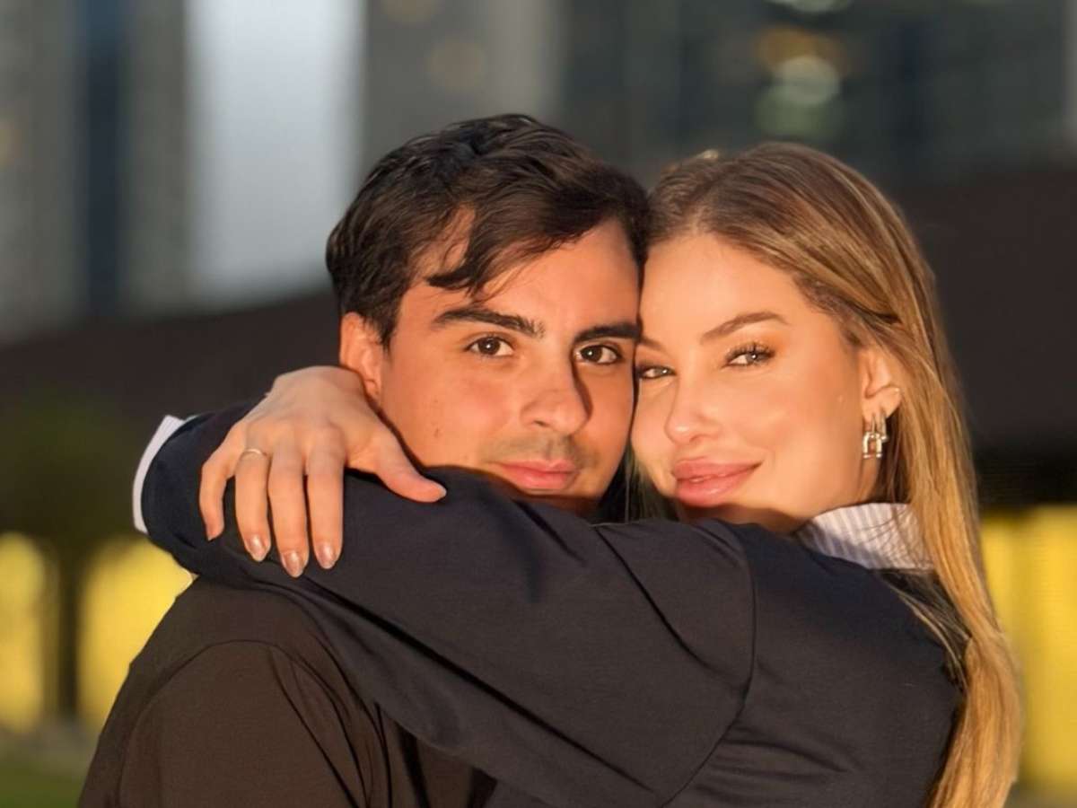 Saory Cardoso afirma que trabalho está atrapalhando rotina íntima com Dudu Camargo: 'Correria danada'