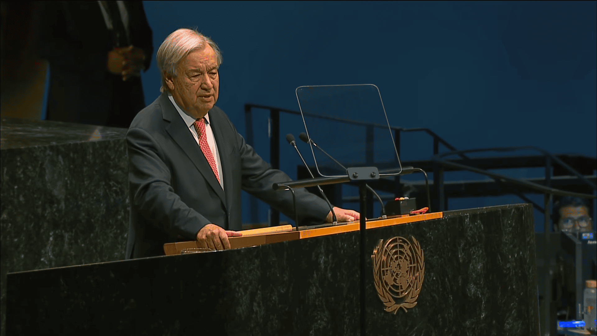 “Estão ficando cegos”: ONU alerta que avanço da inteligência artificial supera capacidade humana de entendê-la