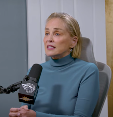 A atriz Sharon Stone participou do podcast Breakdown Foto: Reprodução/Youtube