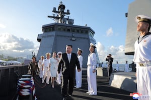 Kim Jong-un anuncia que la marina de Corea del Norte tendrá armas nucleares