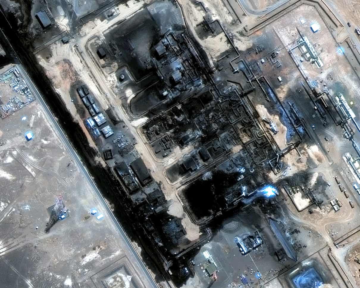 Estados do Golfo adiam conversas sobre o estreito de Ormuz com o Irã à medida que o conflito no Iêmen se intensifica
