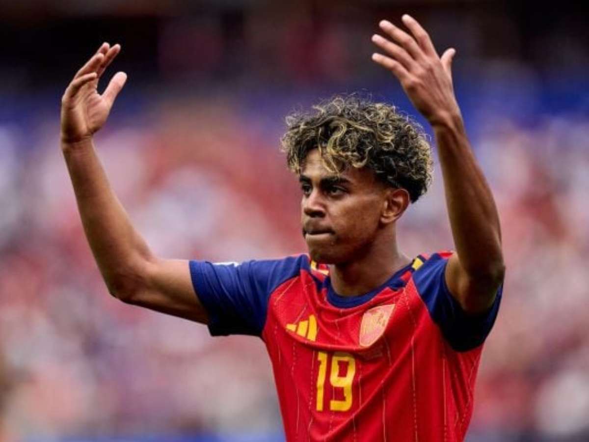 Yamal exalta Mbappé, mas reivindica Bola de Ouro: "Por tudo que ganhei"