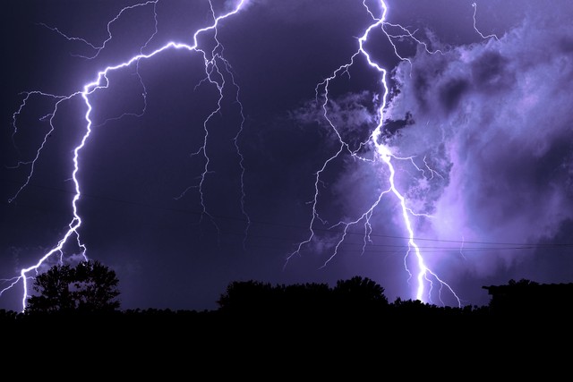 6 erros com a TV que podem queimar o eletrônico