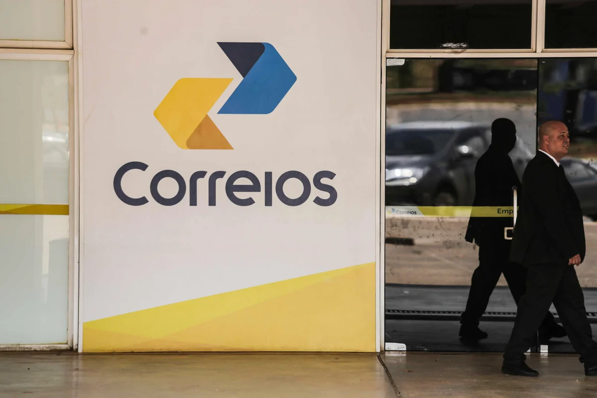 Fachada do prédio sede dos Correios e detalhes de agência da empresa, no Setor Bancário Norte, em Brasília metrópoles 7
