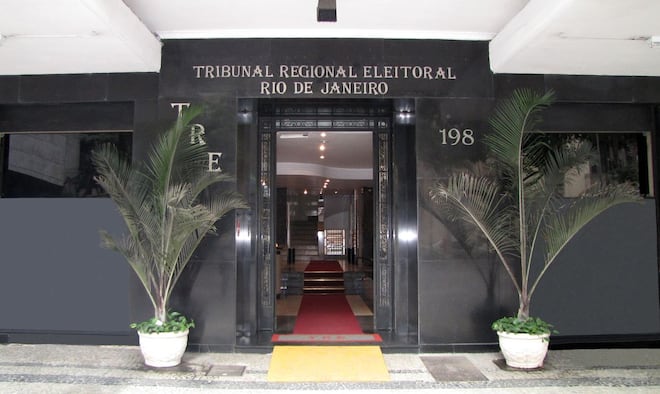 TRE-RJ barra mais três candidaturas e soma 10 registros negados por ligação com milícias e organizações criminosas