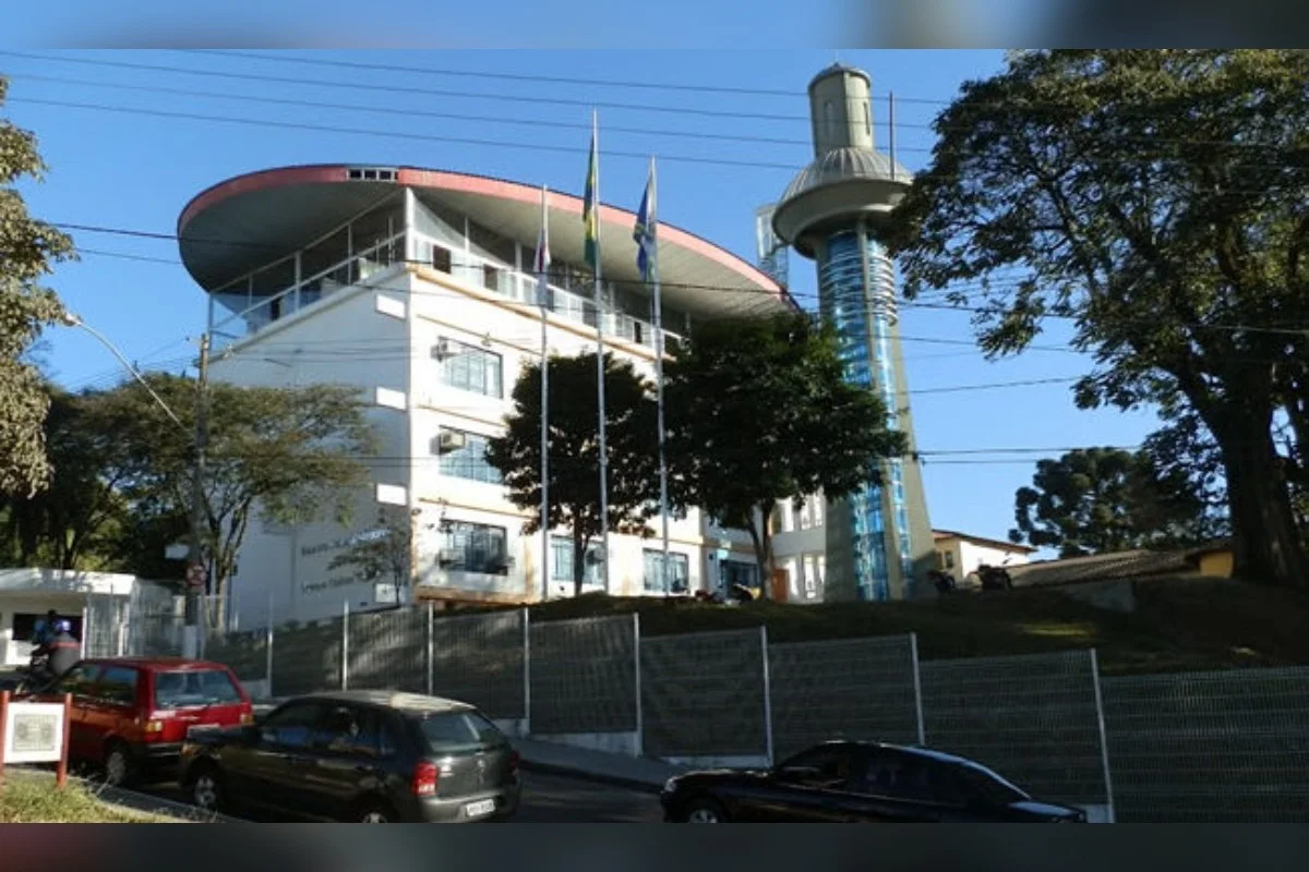 fachada prefeitura de Varginha