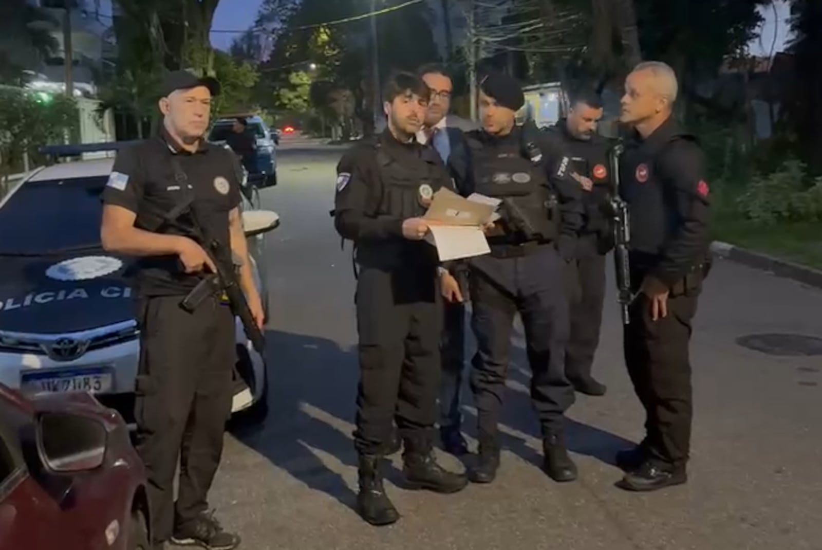 Agentes cumprem mandados de prisão no Rio de Janeiro, São Paulo, Minas Gerais e Alagoas Reprodução/Polícia Civil