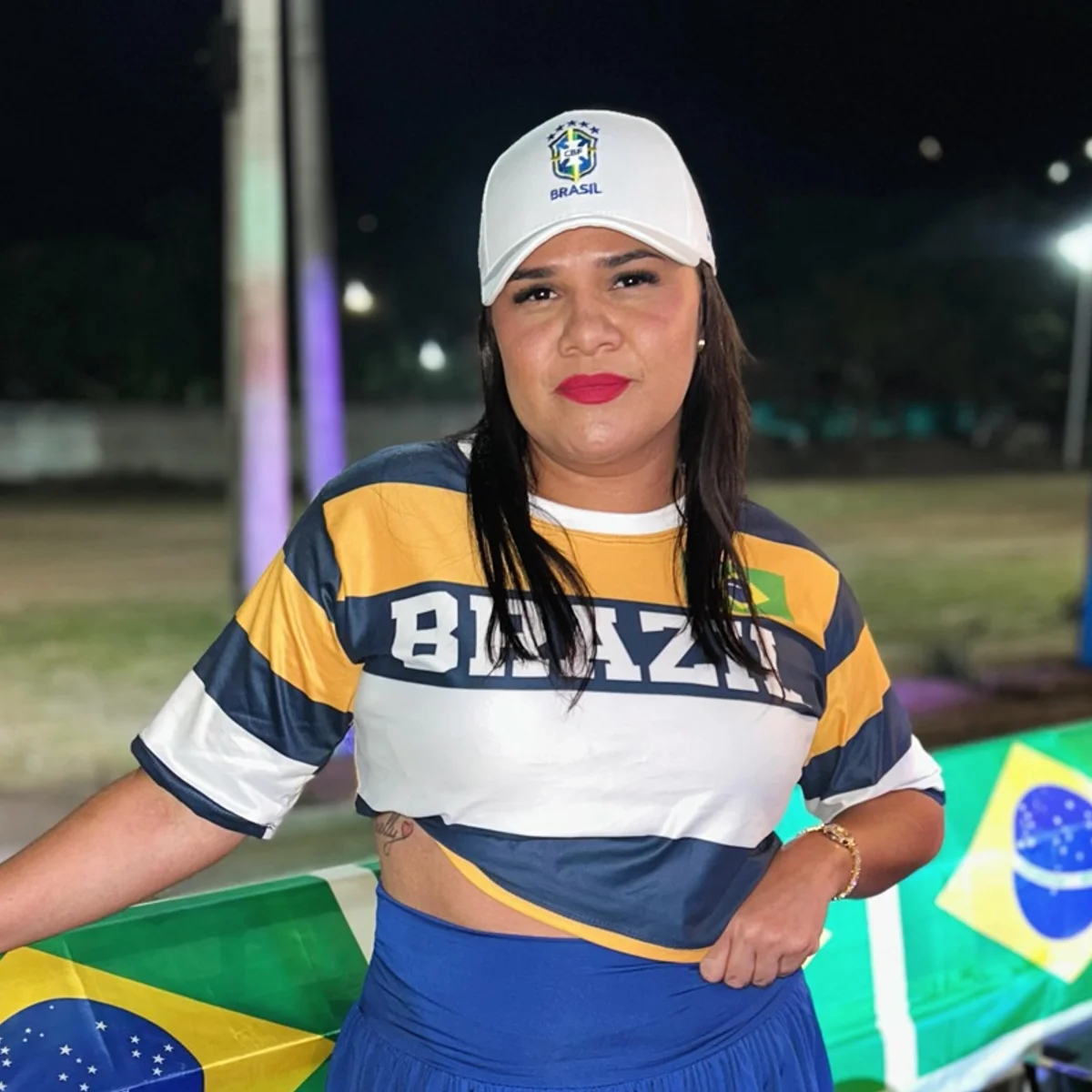 Cantora de forró sofre acidente com carreta e perde companheiro no Ceará