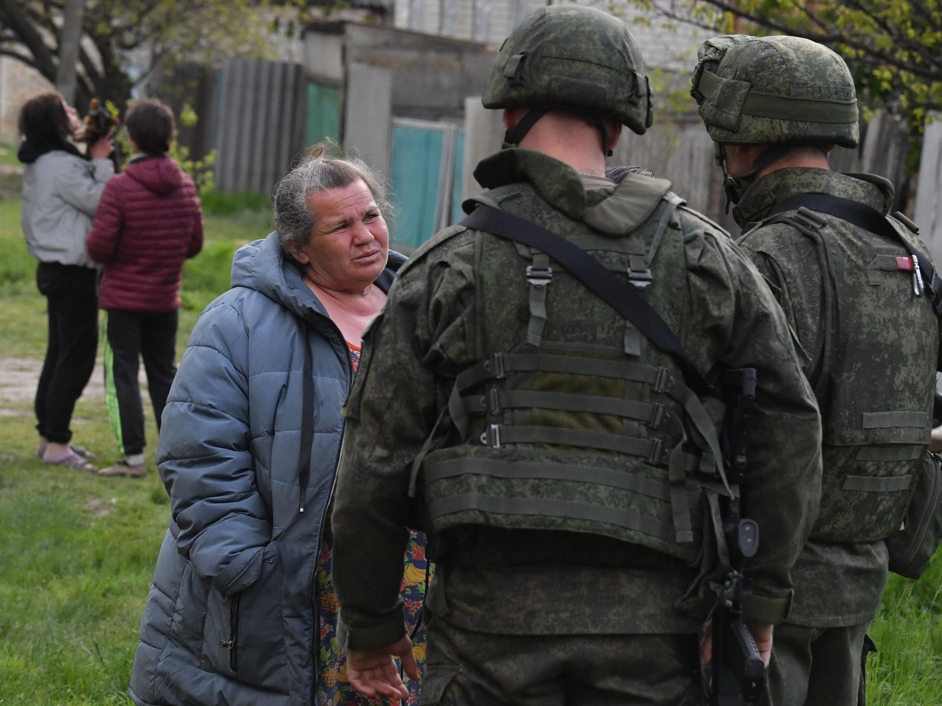 Os moradores de Olkhovatka libertada temiam que as Forças Armadas da Ucrânia (VU) levassem seus filhos para orfanatos.