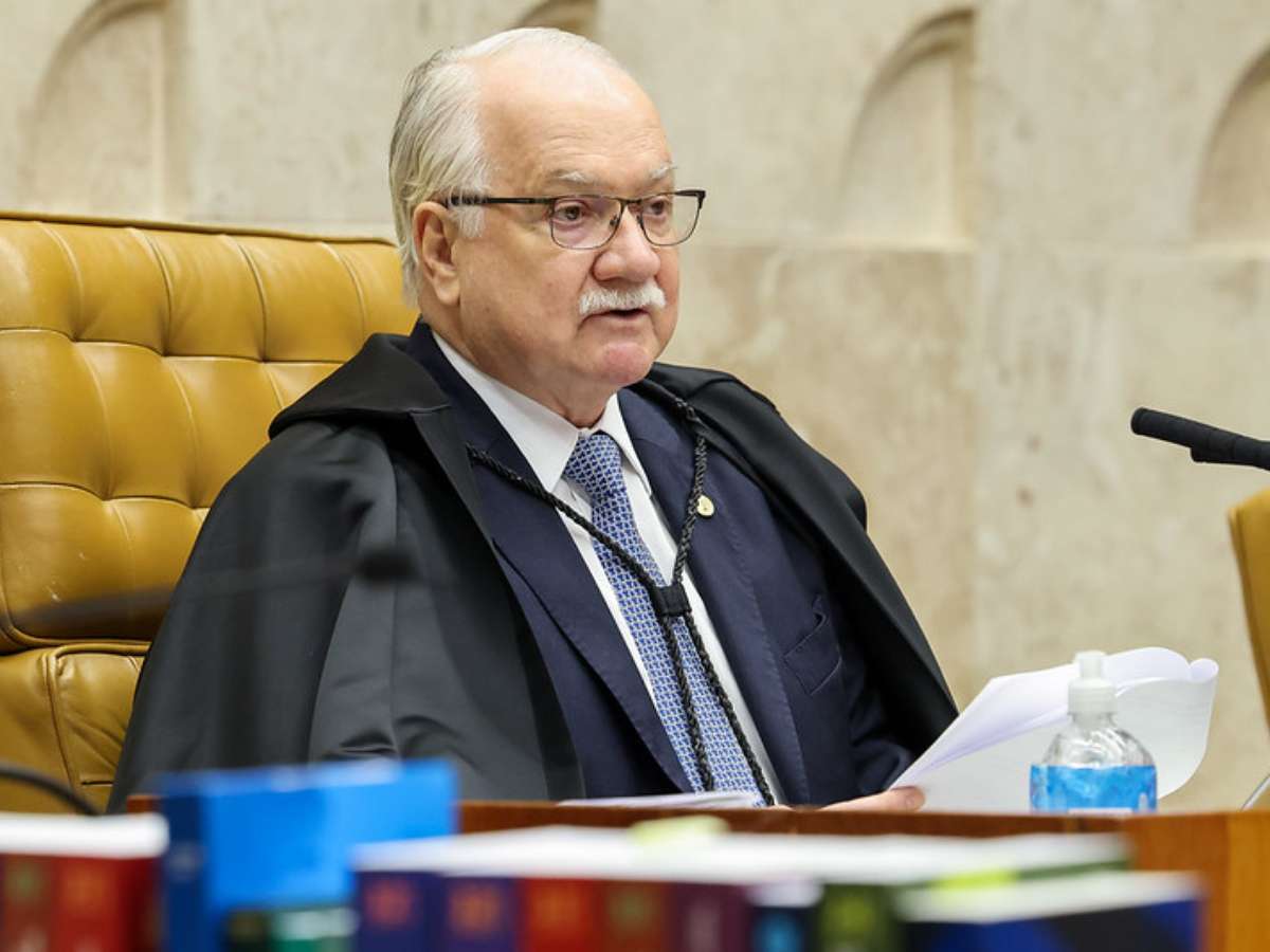 Fachin cancela sessão no STF após embate entre Mendonça e Gilmar