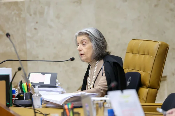 Cármen Lúcia cita livro de Clarice Lispector em sessão no STF. Conheça obra