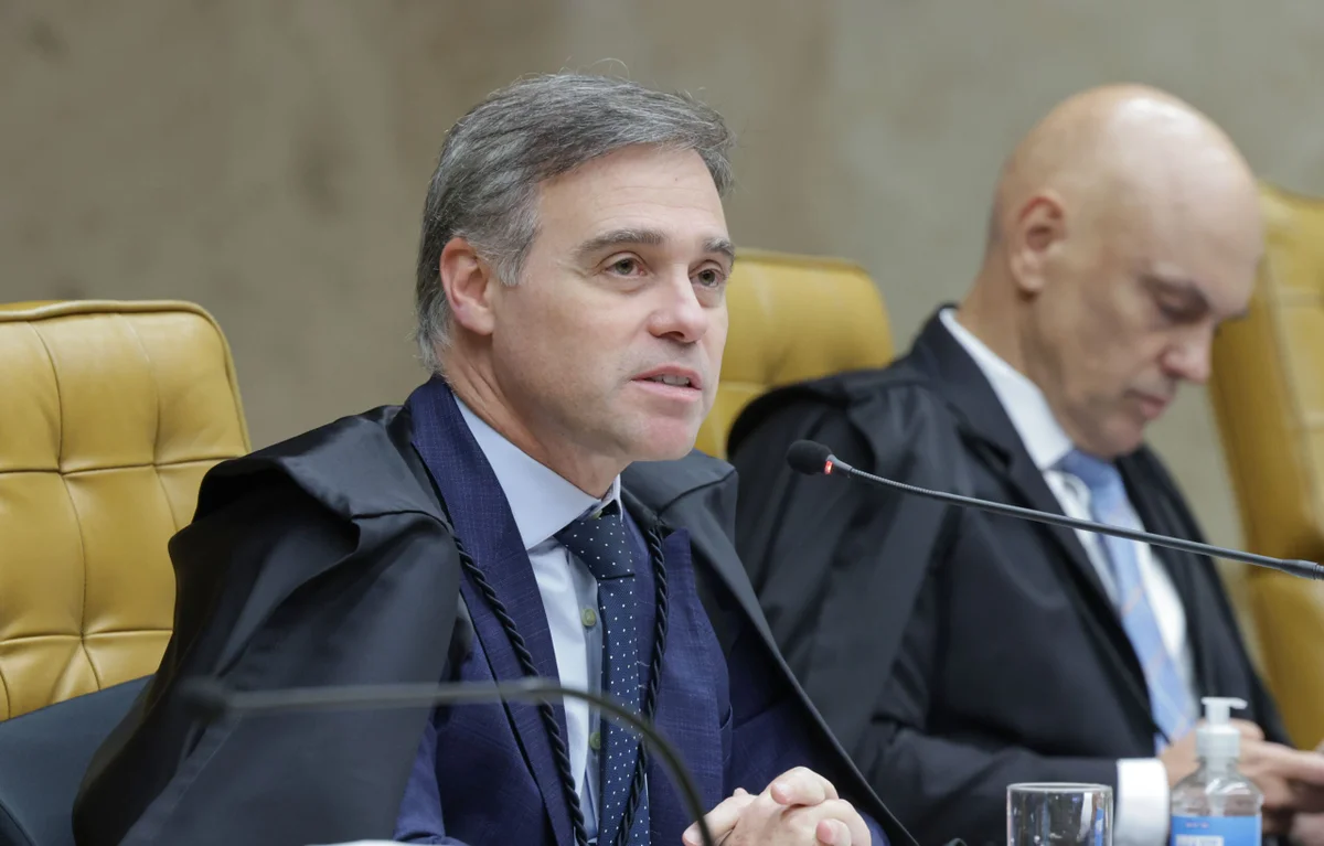 Ministro André Mendonça durante sessão plenária do STF Metrópoles 2