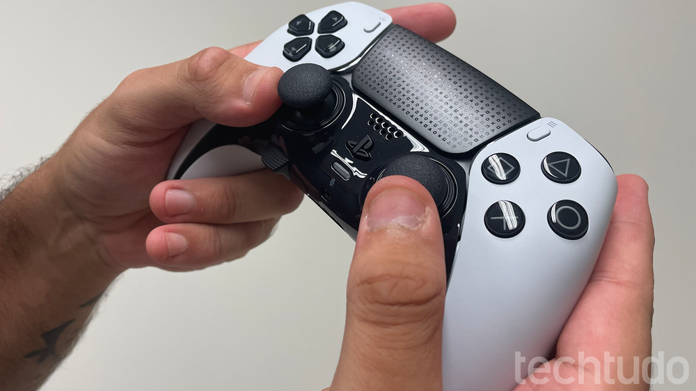 Dualsense Edge do PS5 pode ser usado no PC — Foto: TechTudo/Yuri Hildebrand