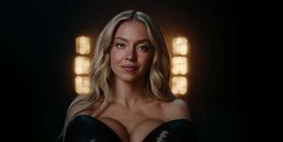 Sydney Sweeney protagoniza propaganda de bet em que posa nua com objetos esportivos e gera protesto de atletas Foto: Reprodução/@novig via X / Estadão
