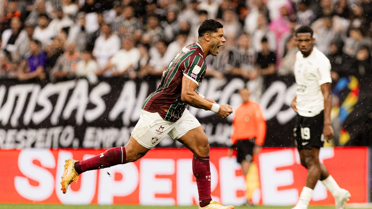 Fluminense vence Corinthians, entra no G-4 do Brasileirão e afunda Timão
