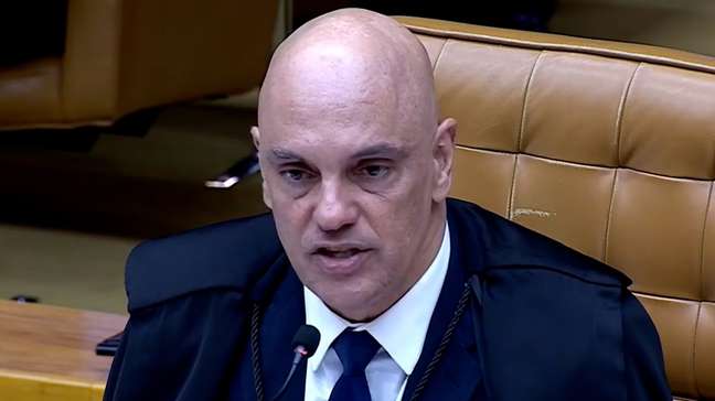 Julgamento marcado por indefinições e bate-bocas 'agrava perda de credibilidade' do STF, avaliam especialistas