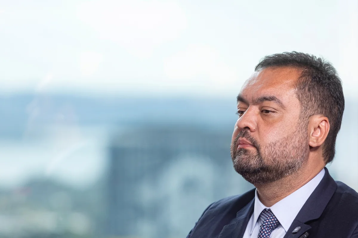Imagem da matéria: Castro confirma contato com Mendonça sobre Cabral, mas nega interferência