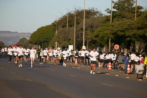 Fique por dentro da programação completa do Metrópoles Endurance Corrida - destaque galeria