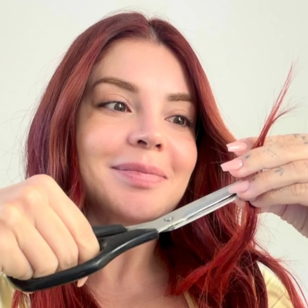 Gkay fala de tratamento contra depressão após vídeo chamar atenção de fãs
