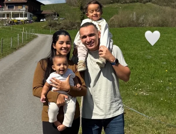 Filhos de João Gomes se empolgam ao assistir show do pai no Rock in Rio