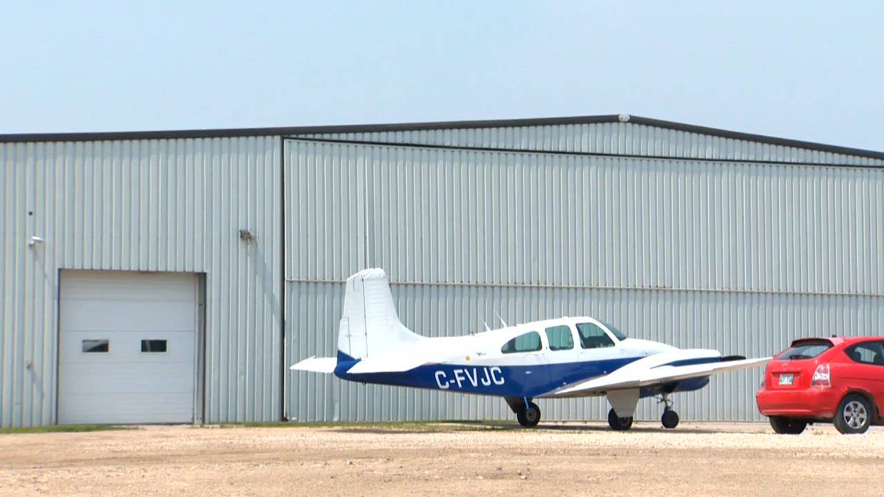 Aeronaves Siskin II – o mesmo modelo selecionado para substituir os Snowbirds – chegam a Moose Jaw