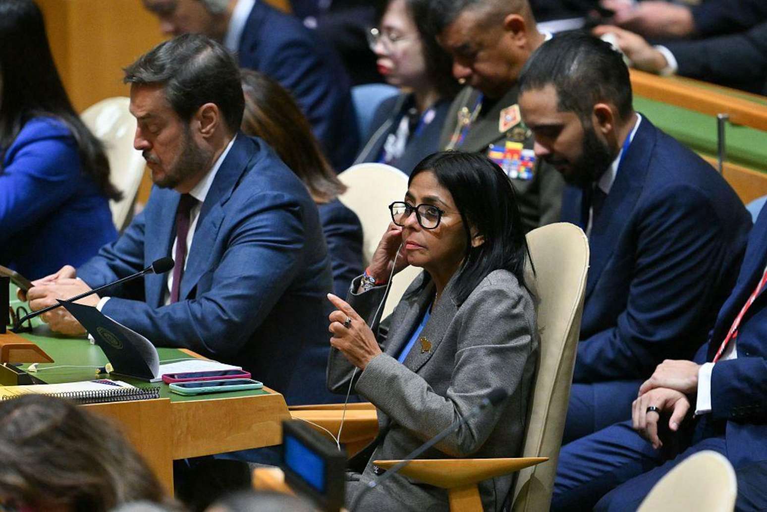 Delcy Rodríguez participou da Assembleia Geral da ONU em Nova York onde Donald Trump discursou na terça-feira