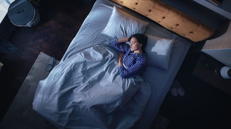 Entenda qual o risco oculto para o seu coração ao dormir exposto a qualquer quantidade de luz