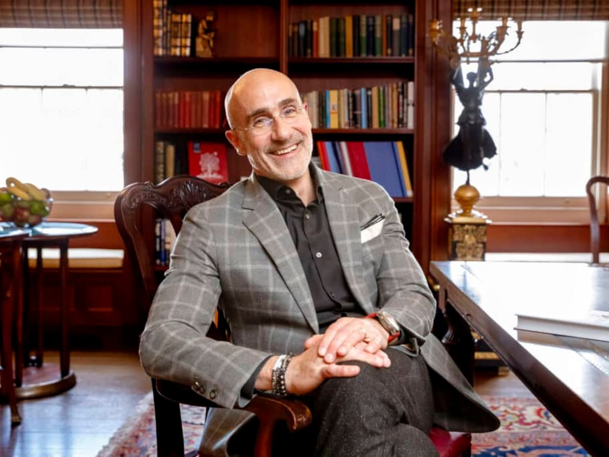 Arthur C. Brooks, el científico que se adentró en la felicidad de las personas