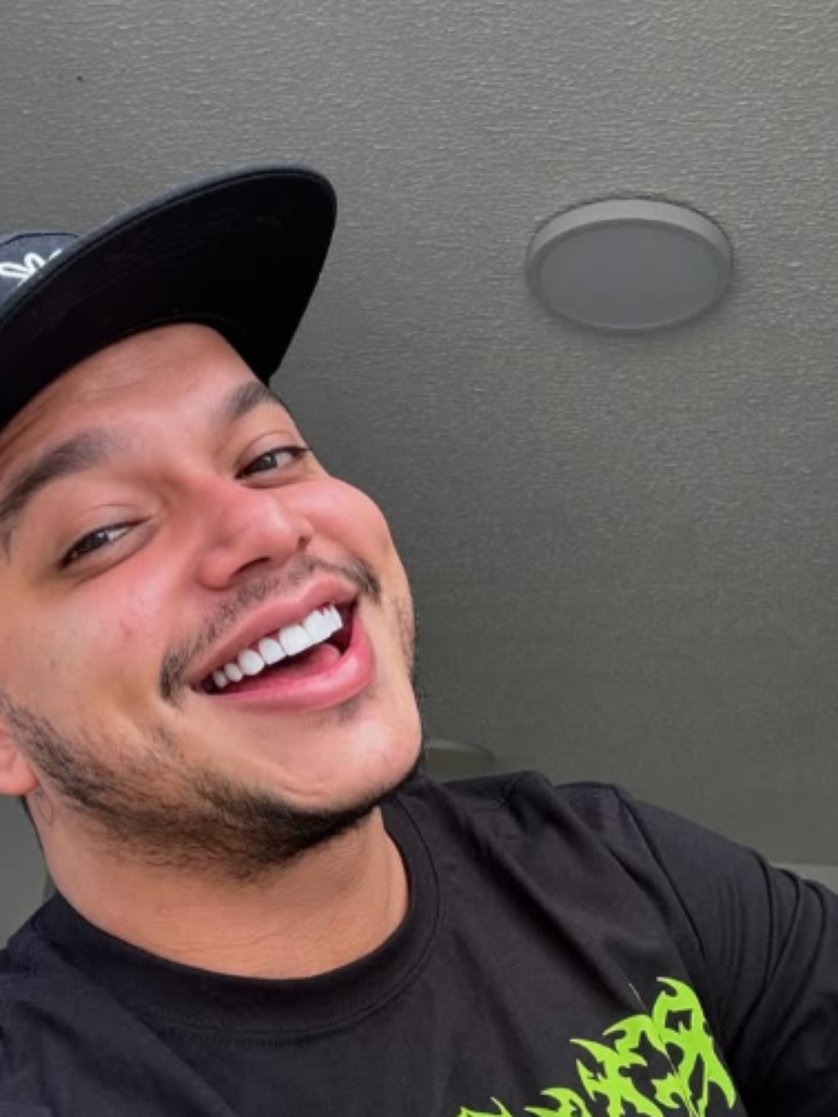 Influenciador desabafa após ser vítima de sequestro em Manaus: 'Pensei que não voltaria vivo'
