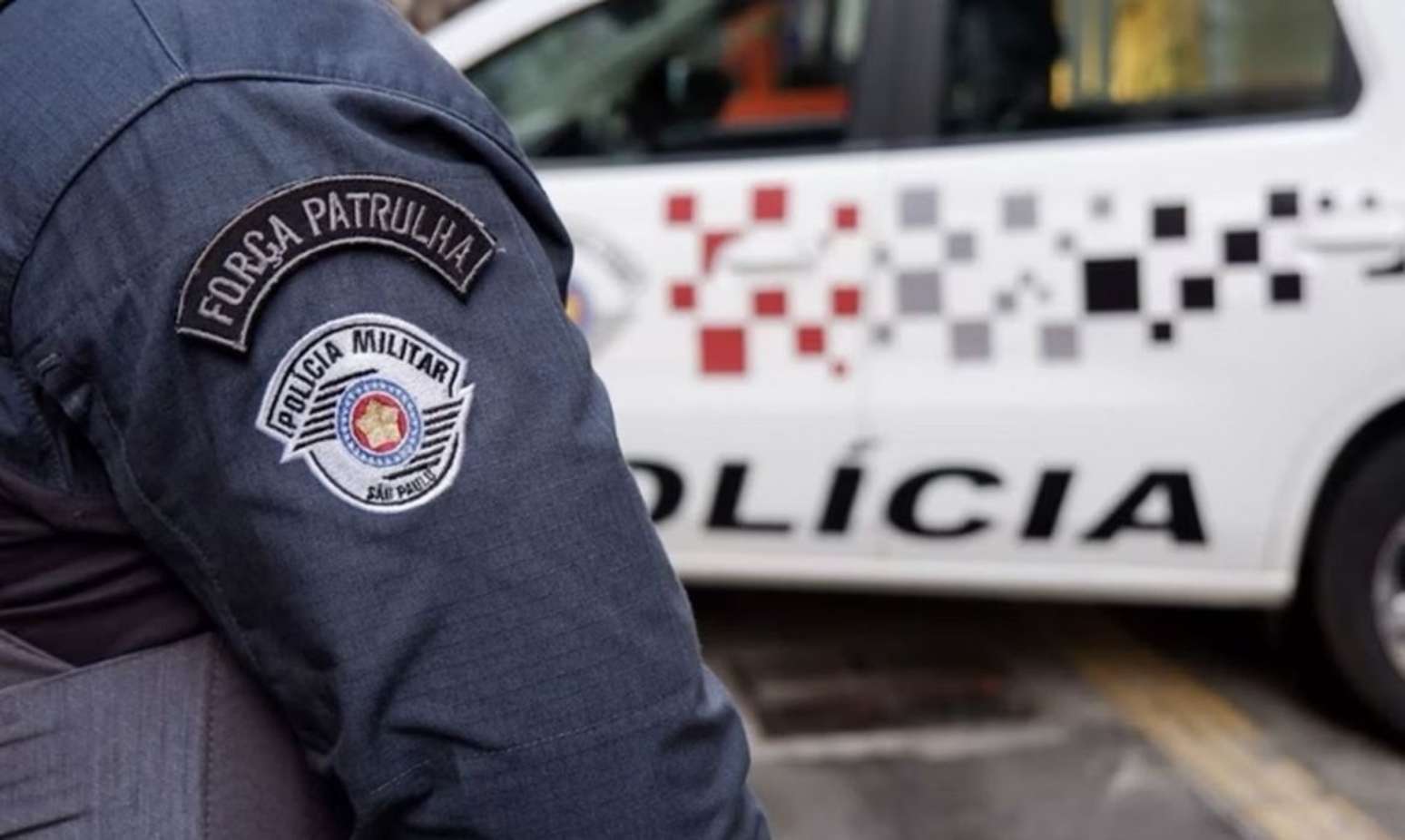 A a&ccedil;&atilde;o da PM permitiu que a mulher e as quatro crian&ccedil;as fossem retiradas da situa&ccedil;&atilde;o de risco e colocadas em seguran&ccedil;a