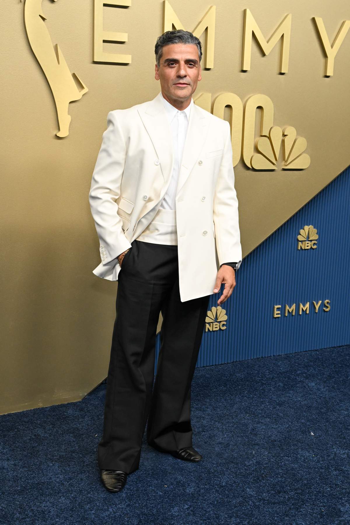 The best red carpet looks from the Emmy Awards 2026 - image