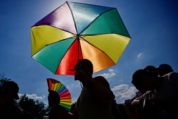 Hungria para alterar a lei anti-LGBTQ e alinhar-se aos padrões da UE