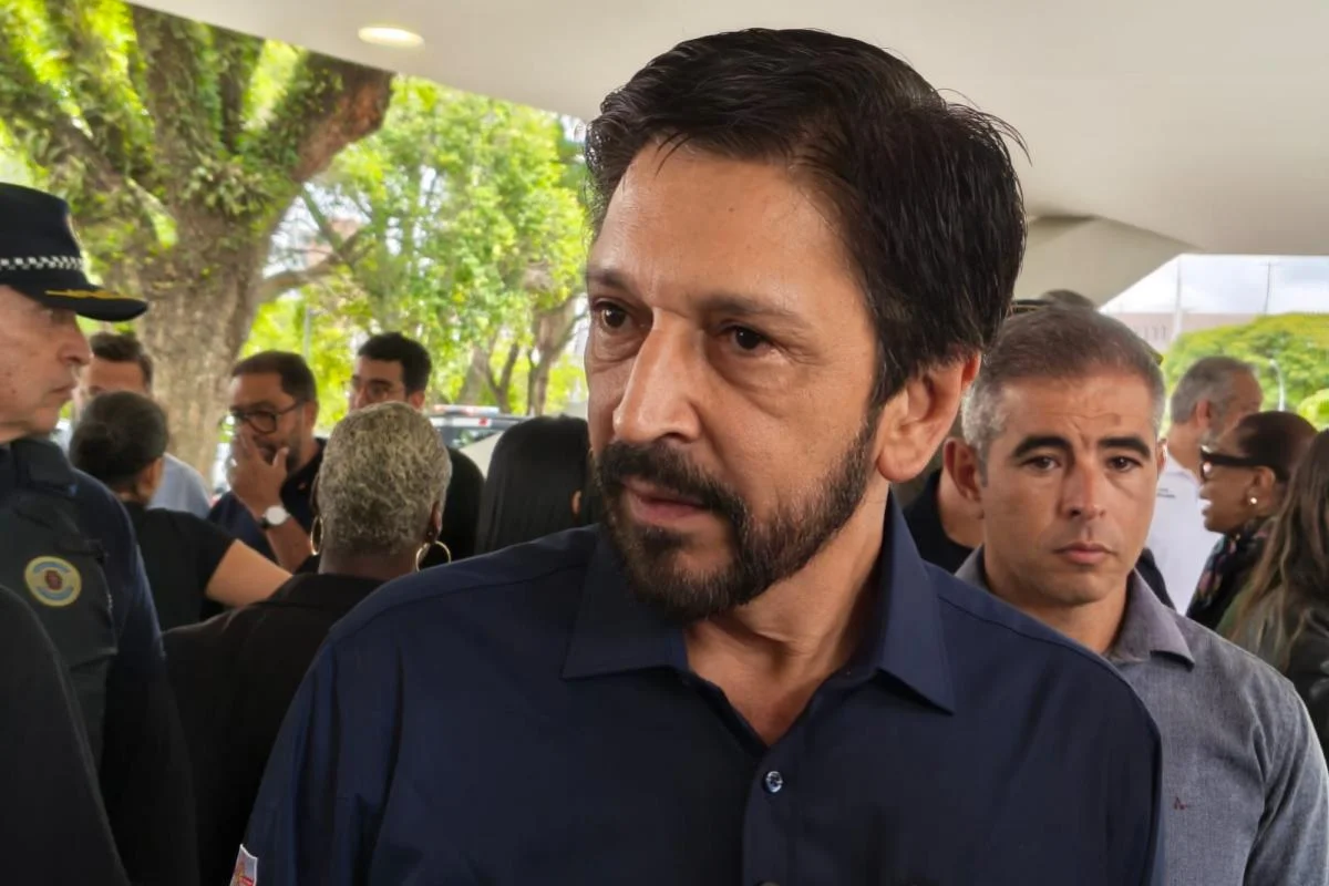 "Não opera mais aqui", diz Nunes sobre empresa de ônibus ligada a Leite