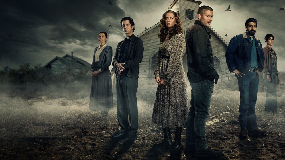 Missa da Meia-Noite é uma das 7 séries de terror da Netflix com episódios simplesmente impecáveis — Foto: Reprodução/IMDb